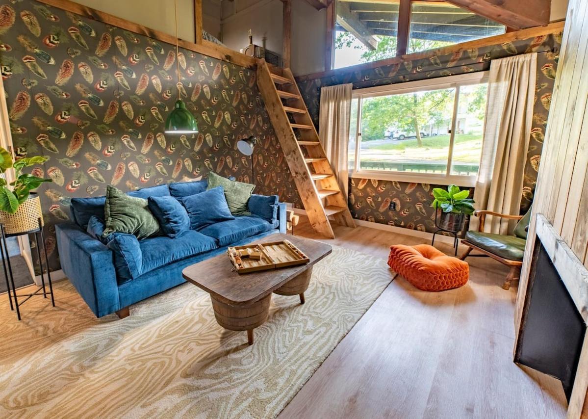 The Springs Motel New Ashford Bagian luar foto