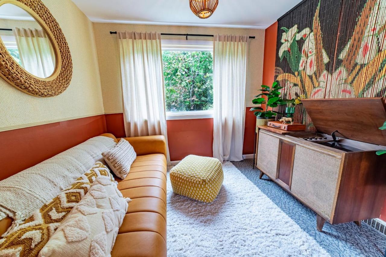 The Springs Motel New Ashford Bagian luar foto