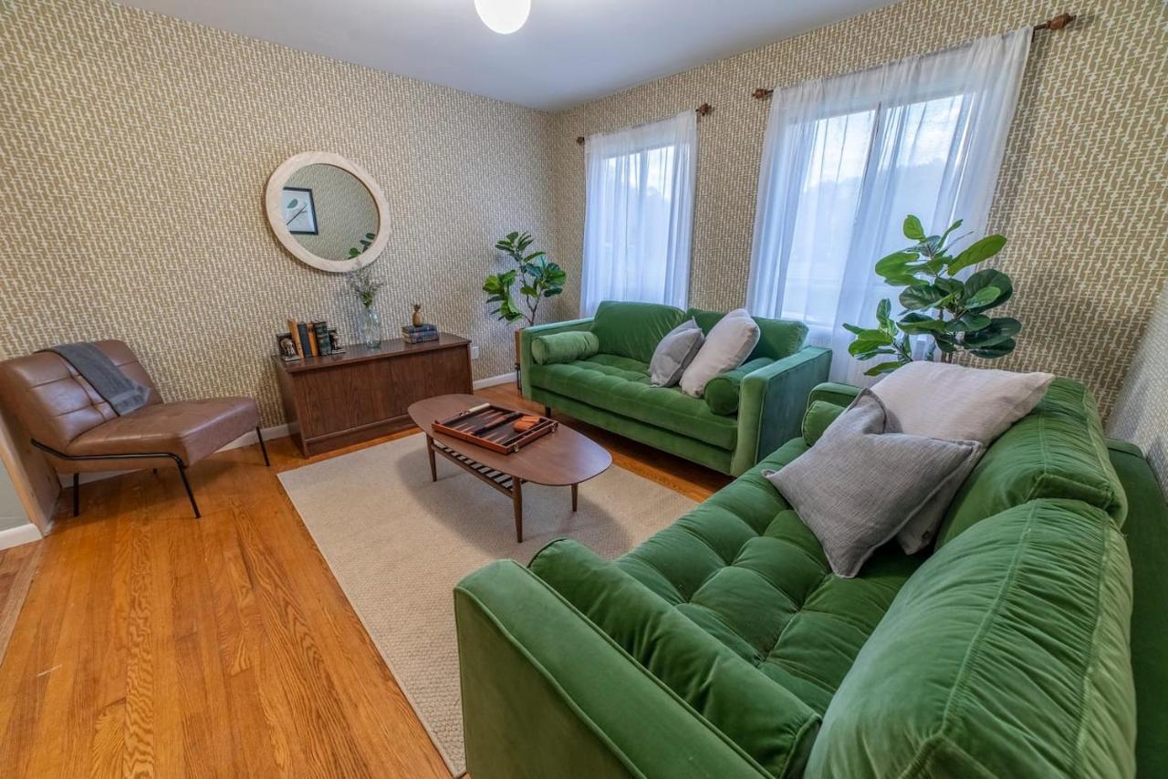 The Springs Motel New Ashford Bagian luar foto