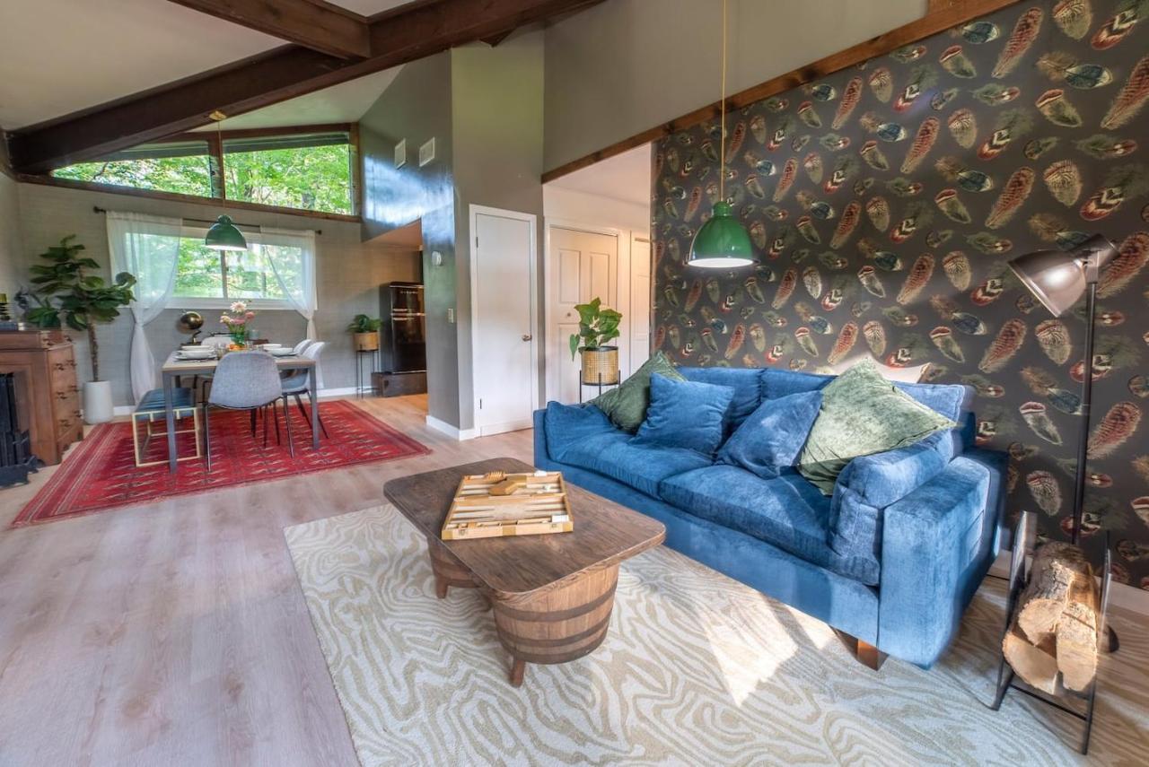 The Springs Motel New Ashford Bagian luar foto