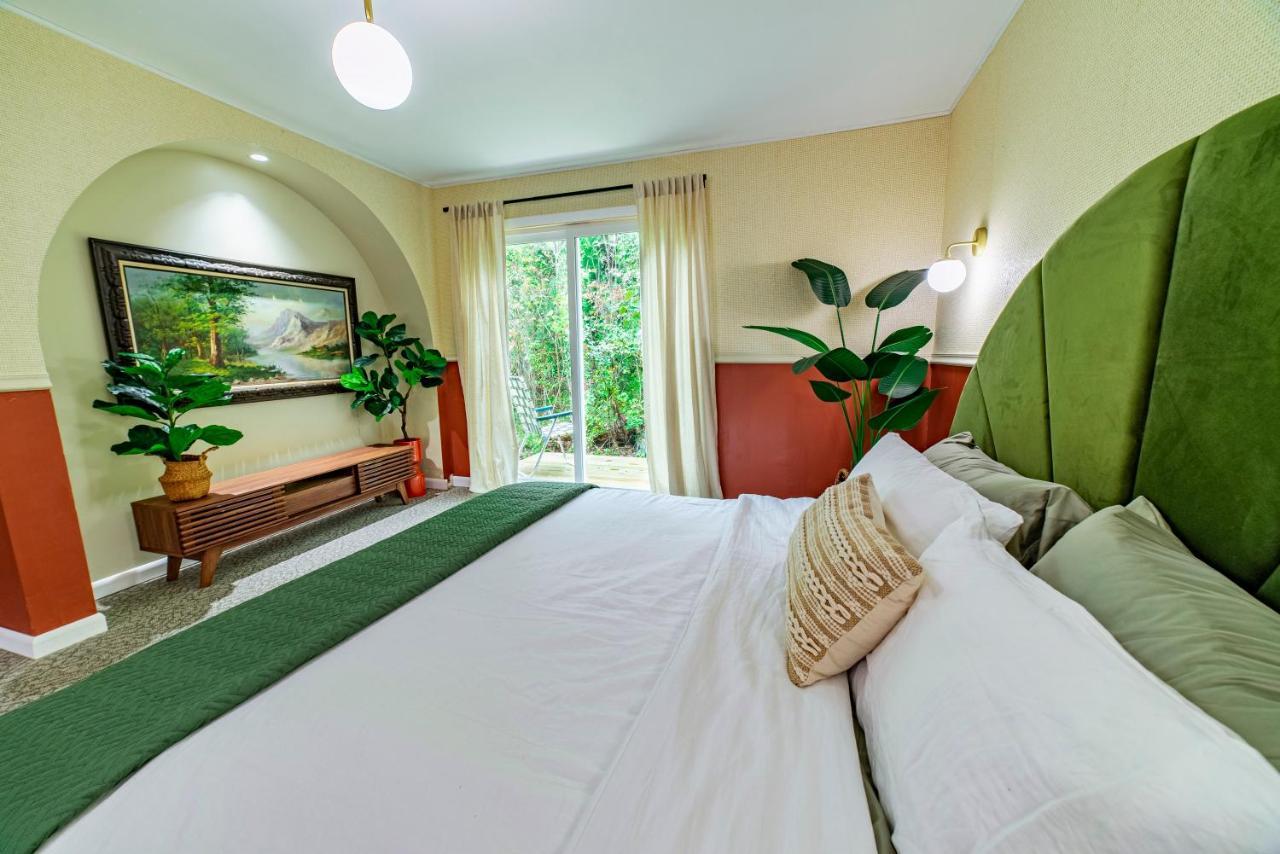 The Springs Motel New Ashford Bagian luar foto