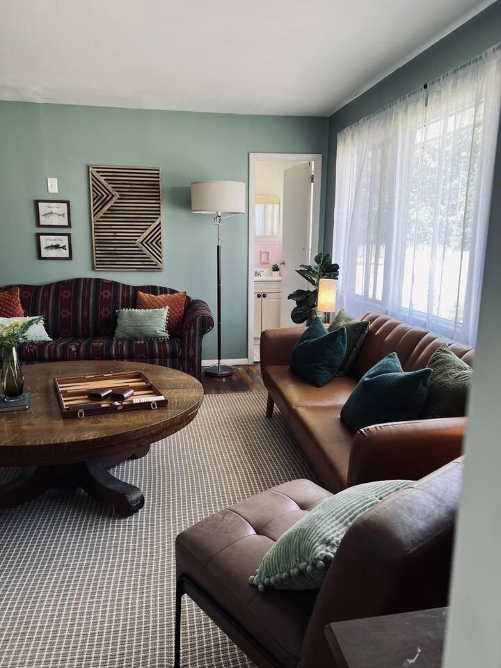 The Springs Motel New Ashford Bagian luar foto