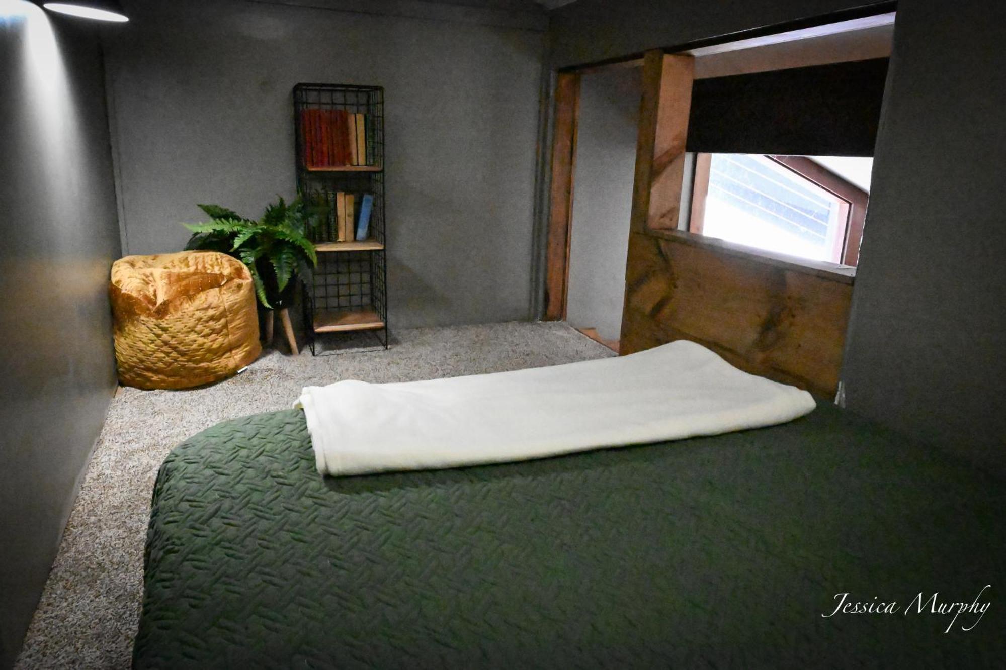 The Springs Motel New Ashford Bagian luar foto